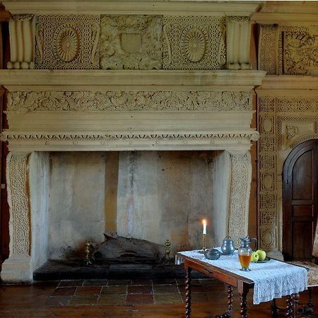 Chateau De Lanquais Bed & Breakfast Екстериор снимка